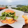 【ガツン！と、ご当地バーガー】米軍発祥の味を豪快に食べ歩き、佐世保バーガー＜長崎・佐世保市＞