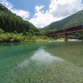 【お得きっぷで鉄道旅】グラビア　鉄道夏景色　北海道（丸山裕司）＆九州（福島啓和）