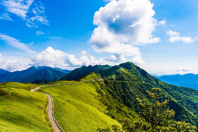 奇跡の光景に巡り合う四国山地ドライブ