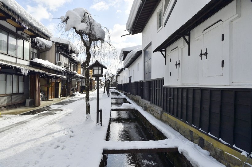 飛騨古川の町家街を歩くひとり旅