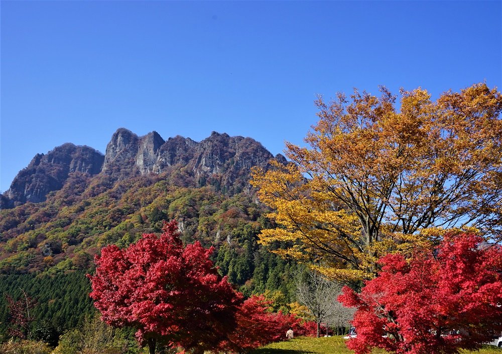 妙義山の紅葉と温泉