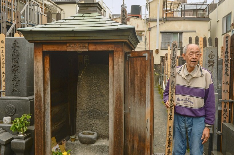 11.北斎の墓_7020.jpg
