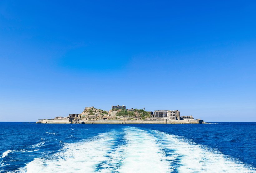 【新・日本の絶景】世界遺産の島を周遊し、上陸!軍艦島(端島)