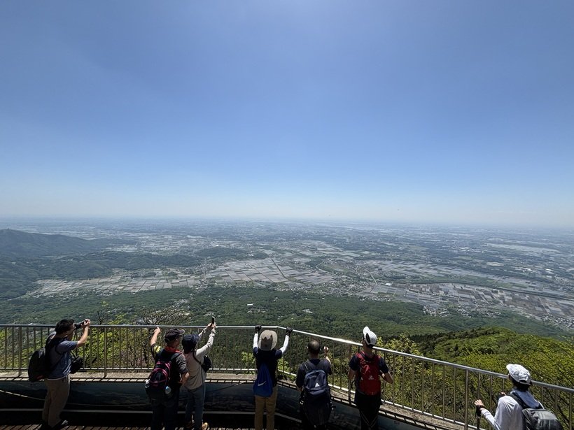 【低山と温泉へ】双耳峰から関東平野を一望 巨岩・奇岩巡りも迫力満点 筑波山<標高877m・歩行距離4.8キロ・歩行時間2時間40分>(2)