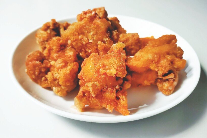 ２　紅生姜でさっぱり！鶏の唐揚_紅屋商事-2.jpg