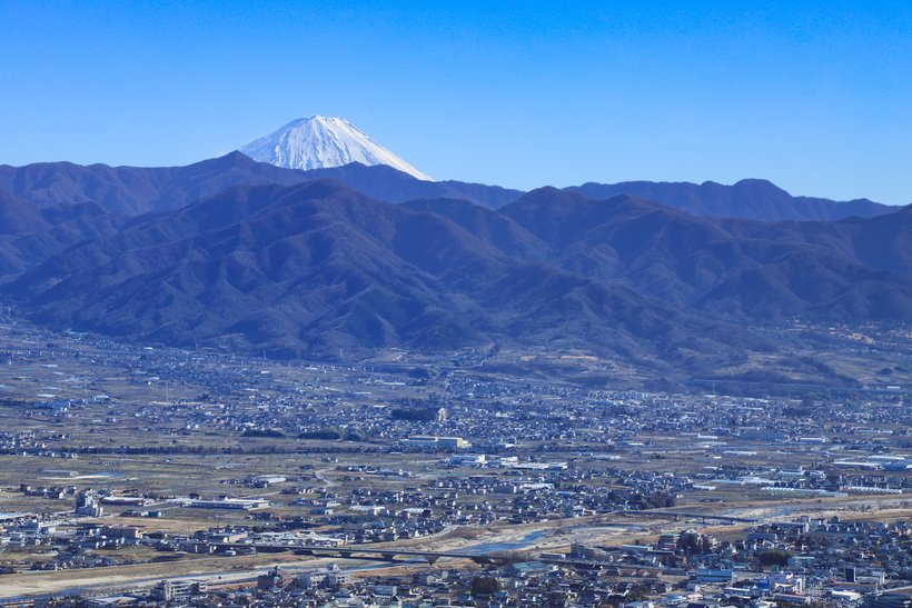 pixta_62825300_L.jpg