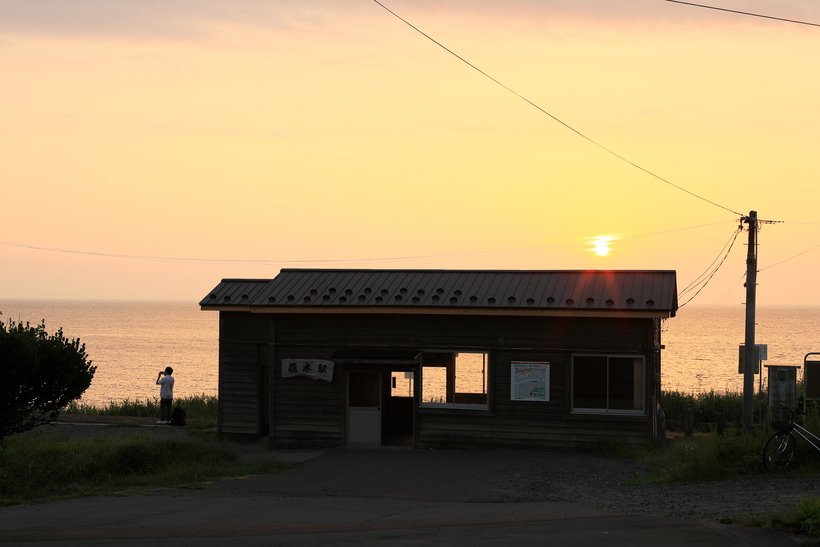 8 2019.8.4_五能線_驫木駅①_松尾　諭.jpg