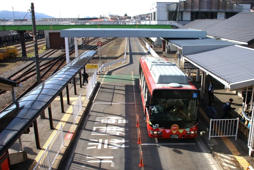 4　青春18きっぷで利用できるBRT（盛駅）.jpg
