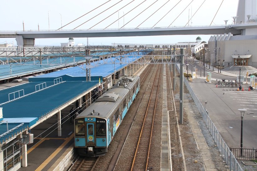 3　青い森鉄道の八戸－青森駅間は18きっぷで利用できる（青森駅）.jpg