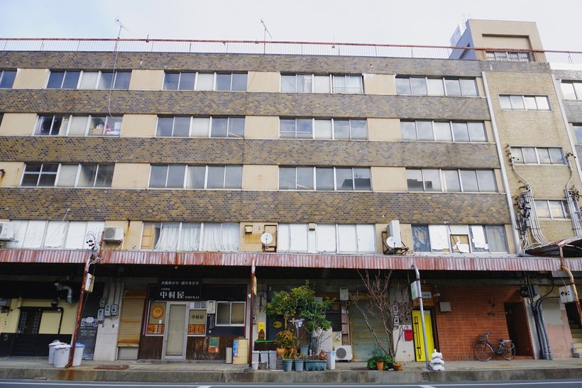 【いま、会える昭和】令和開業の店舗も続々！水上のレトロビル商店街へ