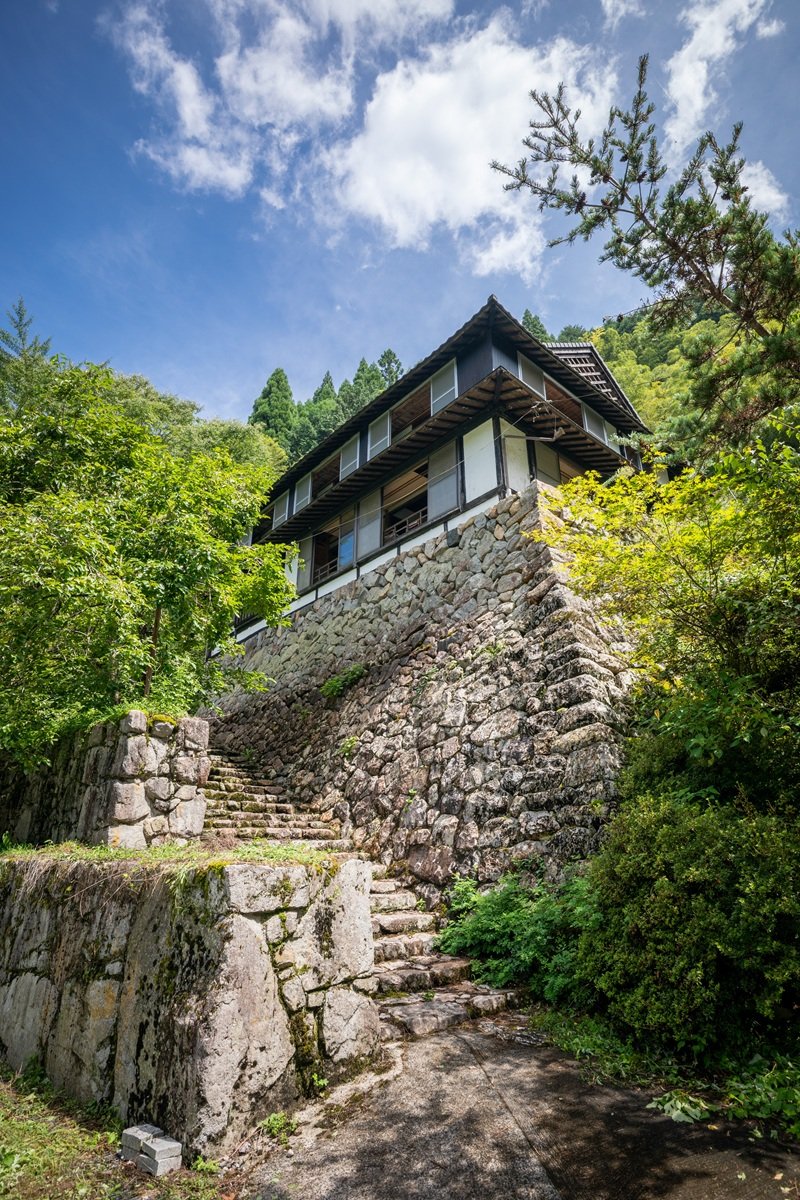 すっぽん料理と足元湧出の名湯　郷緑温泉 郷緑館（１）