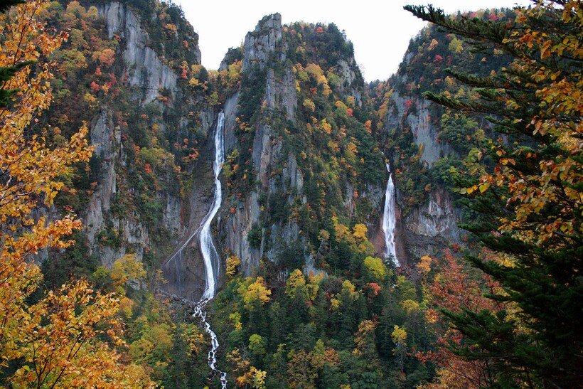 6）7_Ryusei&Ginga Waterfall(2007.10.10)流星・銀河の滝.jpg