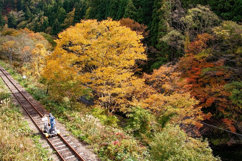 ・2.小坂鉄道遠景.jpg