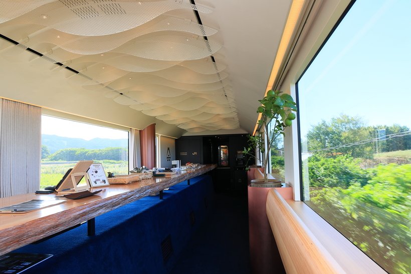 ⑤　3　2024.10.4_南九州視察_かんぱち・いちろく[69]_2号車 ラウンジ杉_松尾　諭.jpg