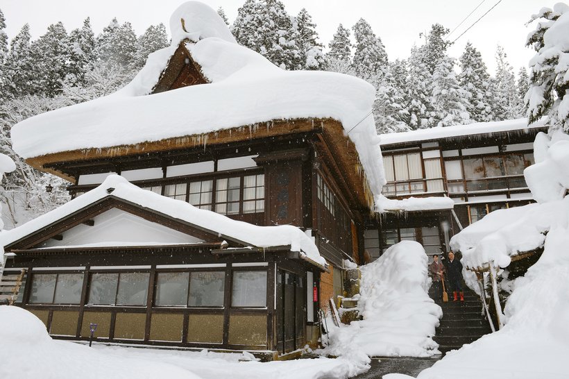 【はじめてのひとり旅の宿】湯滝の宿 西屋 ＜山形・白布温泉＞ おこもり宿で 温泉にひたる（1）