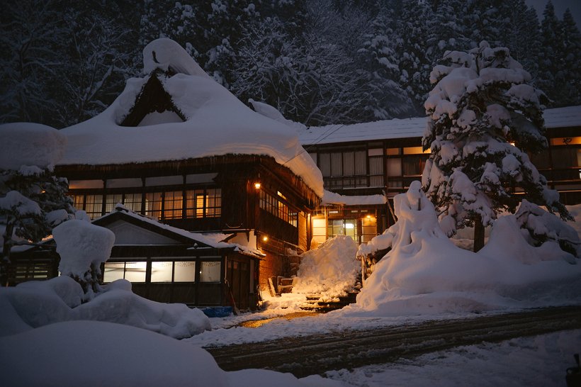 【はじめてのひとり旅（一人旅）の宿】茅葺き屋根の源泉宿　湯滝の宿 西屋 ＜山形・白布温泉＞（2）