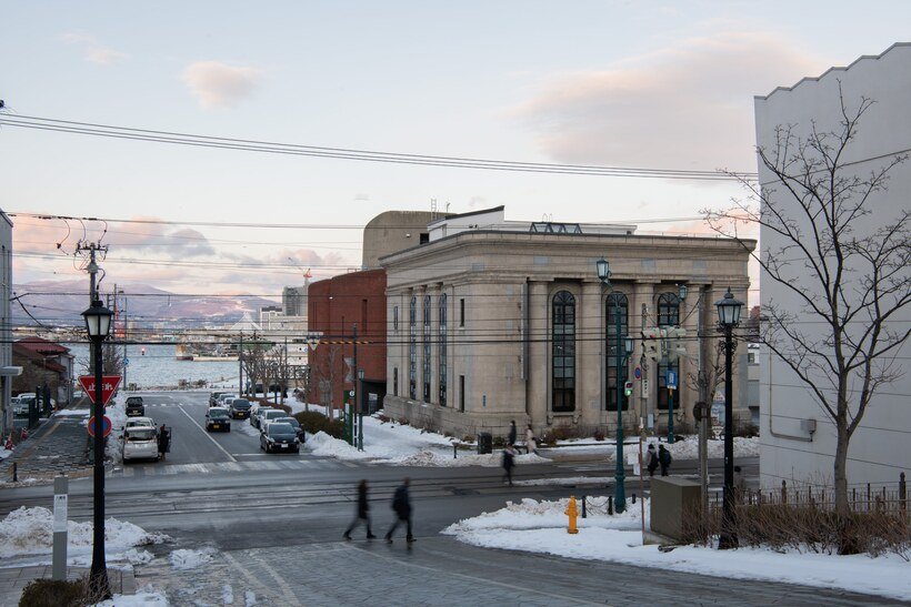 【はじめてのひとり旅の宿】昭和初期の旧銀行をリノベ　HakoBA函館 by THE SHARE HOTELS ＜北海道・函館市＞