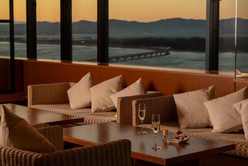 040-01_image1 Executive Lake View Lounge_Grand Mercure Lake Hamana Resort & Spa_2025210_C1P4.jpg