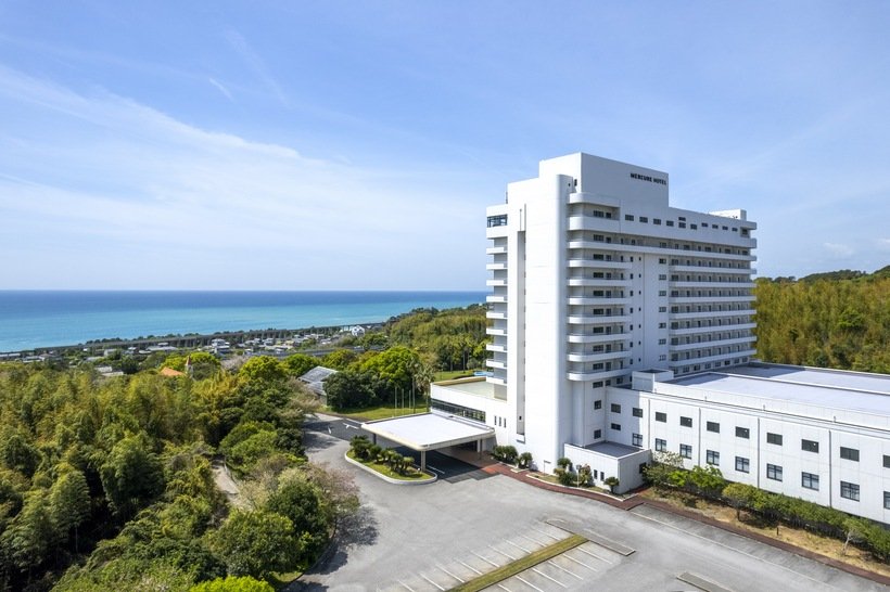 041-01_Exterior3_Mercure Kochi Tosa Resort & Spa_2024416_C1N8.jpg