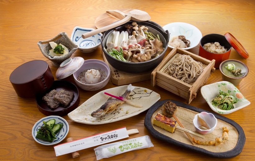 【ひとり、秘湯へ】ここでしか食べられない 「山人料理」に舌鼓　旅館 ひのえまた～ 檜枝岐温泉～