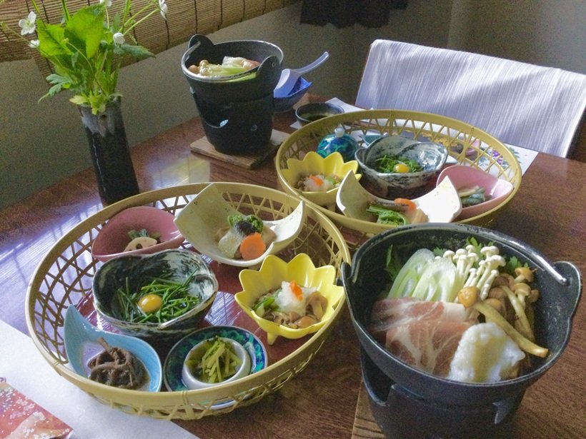 清津館 夕食料理.jpg