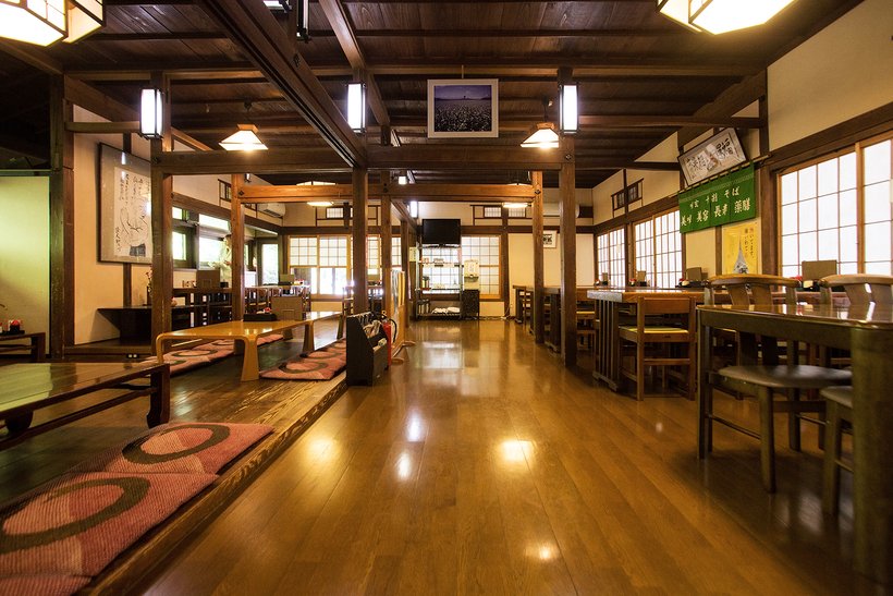 10●140702_oosawaonsen2_0005_やはぎ_店内.jpg