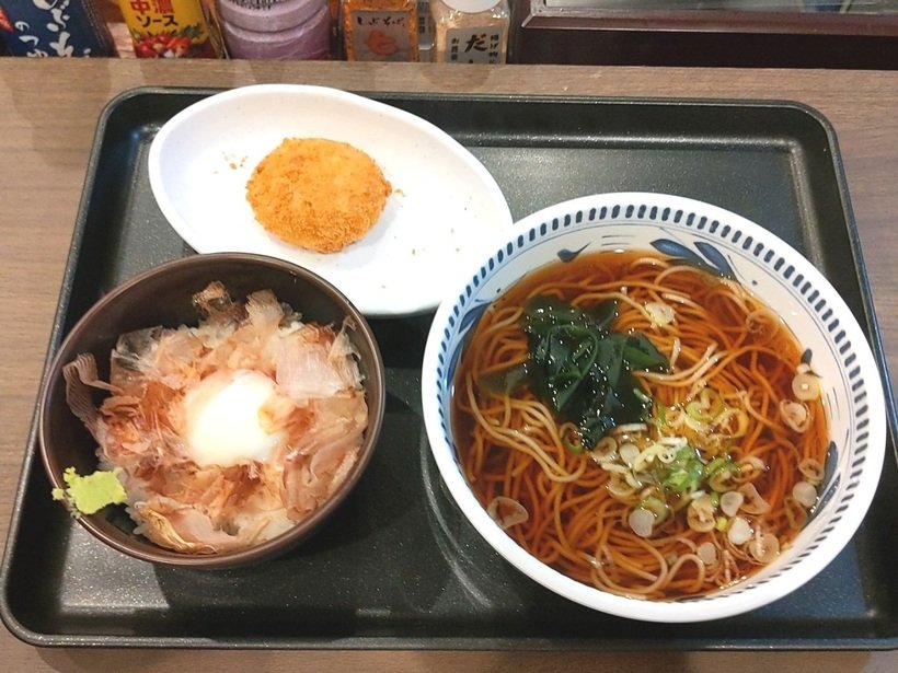 【旅と駅弁・駅麺】コラム　駅そばは永久に不滅です！（すずき・ひろき）