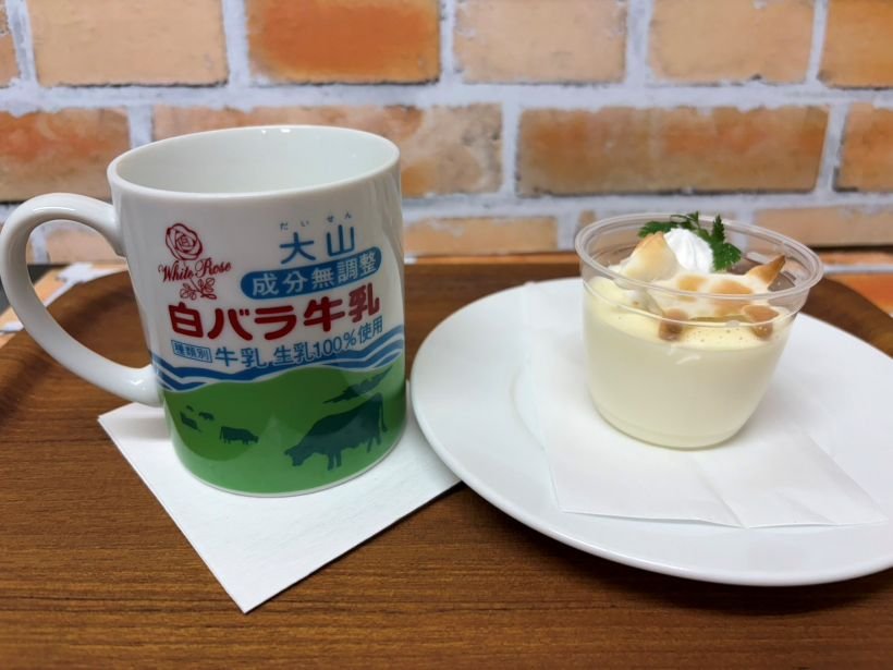 白バラ牛乳を使ったプリン＆白バラ牛乳セット[1].jpg