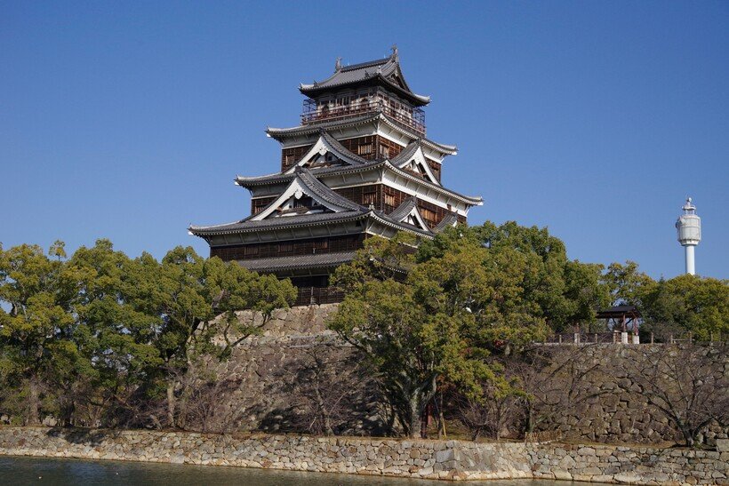 4.広島城 本丸天守.jpg