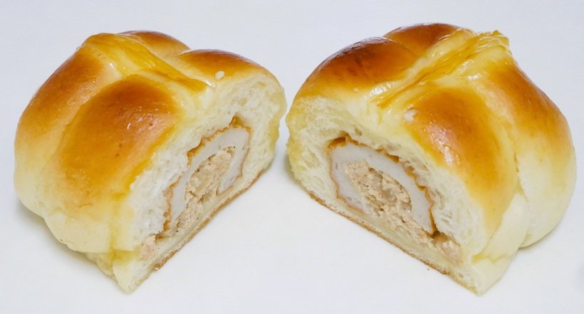１　ちくわパン断面.jpg