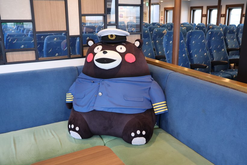 ⑥予備フェリーに乗ってるくまモン／IMG_7243.jpg