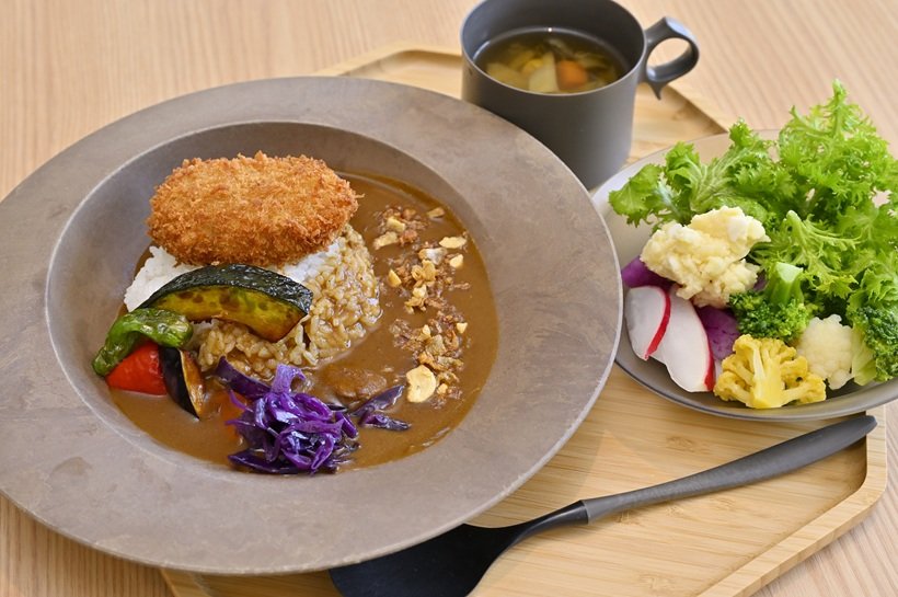 16●_DSC8617石舞台カレー.JPG