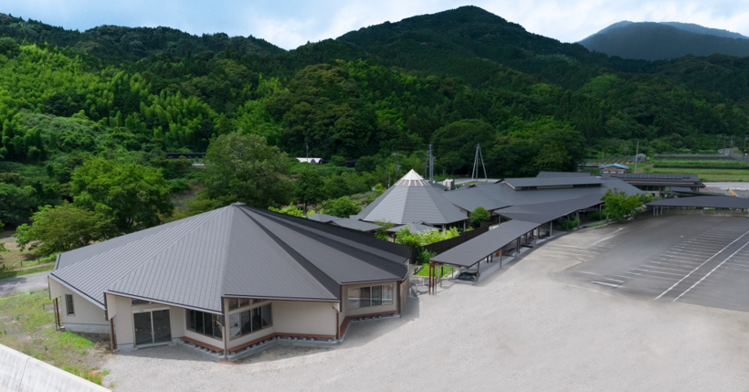 湯に憩い、陶芸も体験できる、新たな道の駅「ゆとりえせとや」が藤枝市にオープン