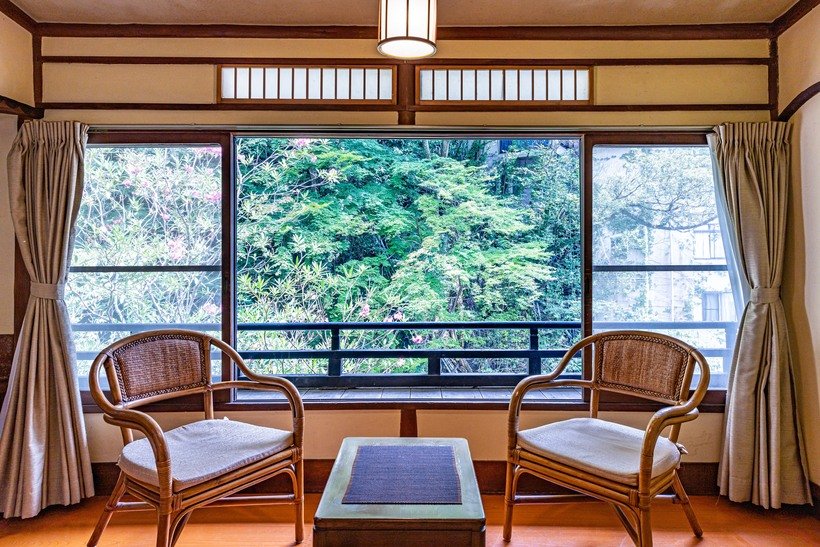 032-2_塔ノ沢本館_客室.jpg