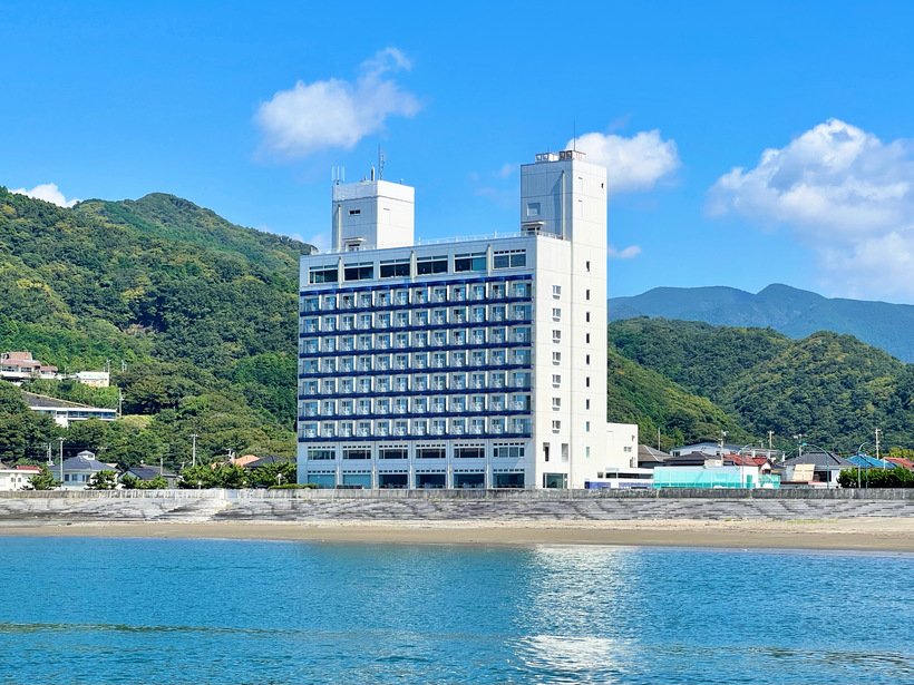 01-2_西伊豆松崎伊東園ホテル外観.jpg
