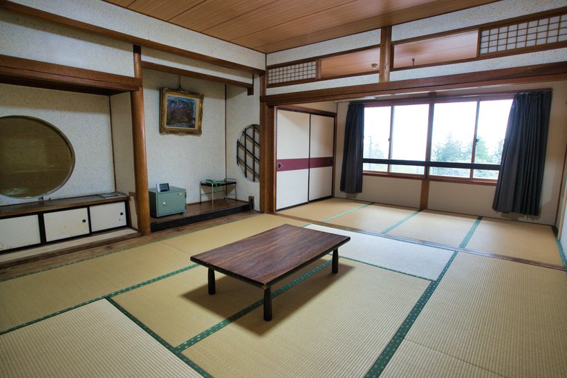 7_3P_とやま旅館客室A51I0318.jpg