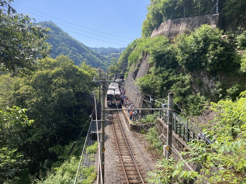 3. 田本駅.jpg
