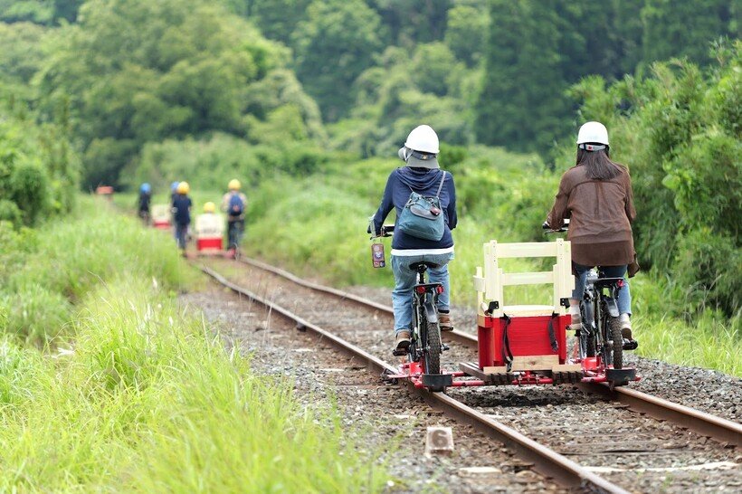 線路の上を自転車で快走🚲小湊鉄道で体験型アクティビティがスタート