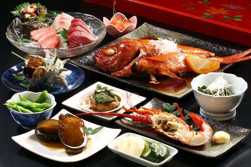 【極上の民宿】銘柄キンメダイの煮付けを１人１尾！ 金目鯛と漁師料理の宿 くろえむ荘＜千葉・勝浦市＞