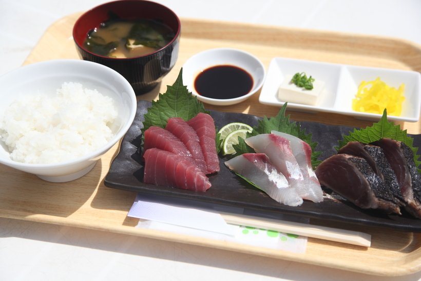 14。日替り刺身定食.jpg