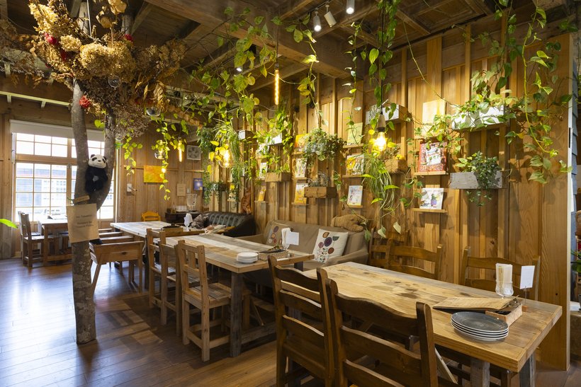 ２．カフェ店内_N7A0845.jpg