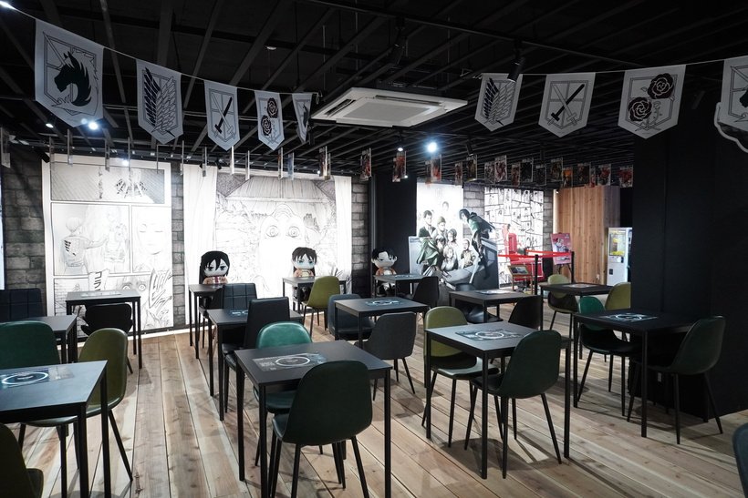 12.カフェ店内.jpg